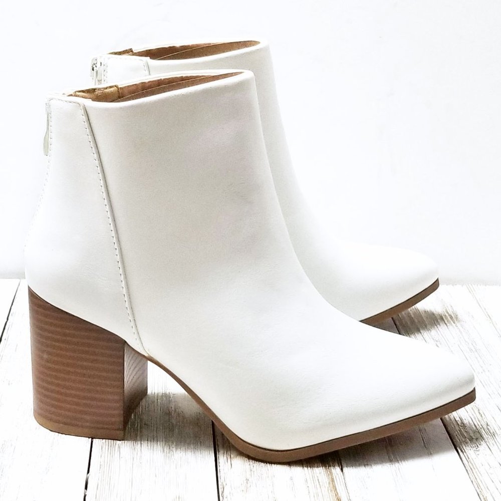 New White Point Toe Chunky Heel Ankle Boots Booties